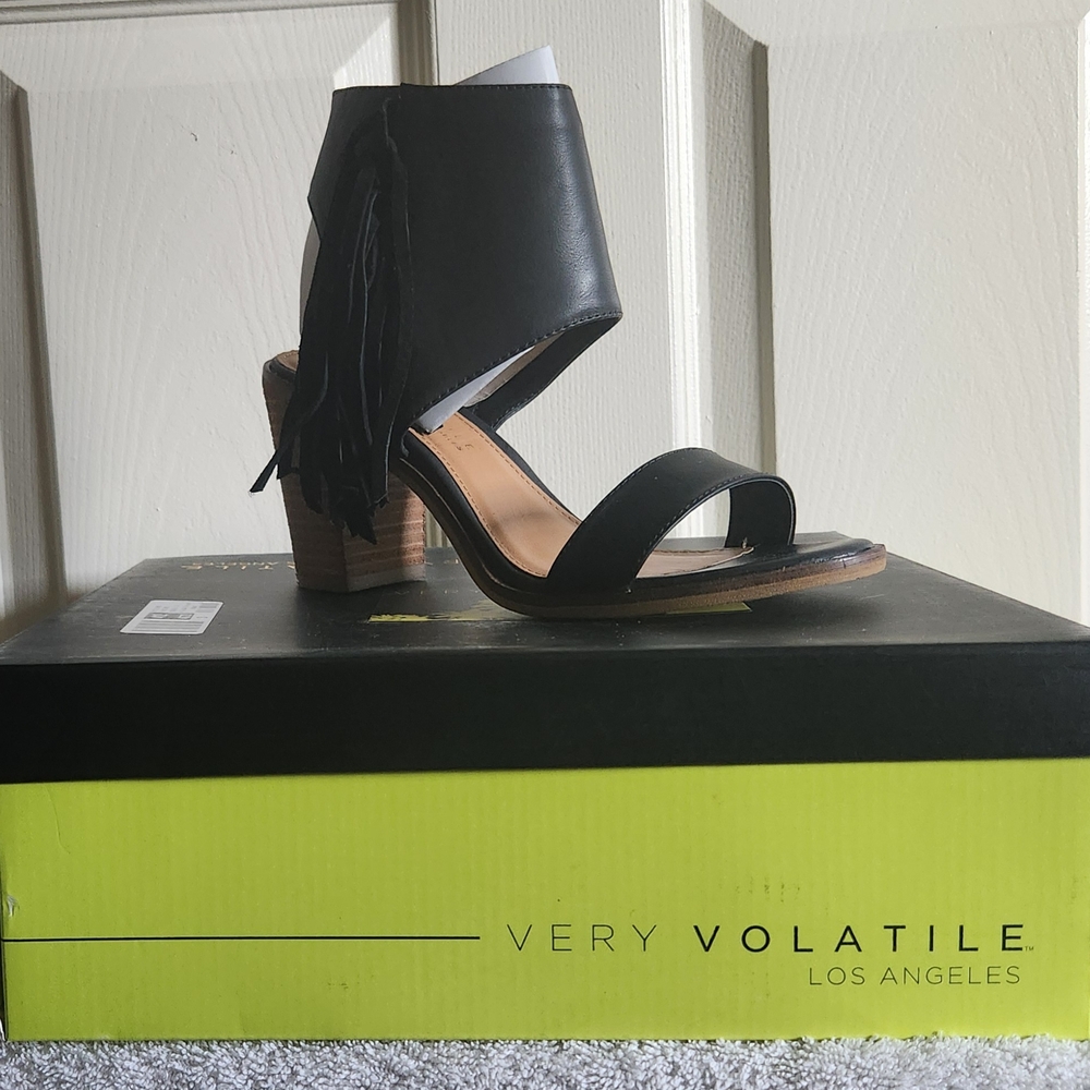Very Volatile Black Heeled Shoes